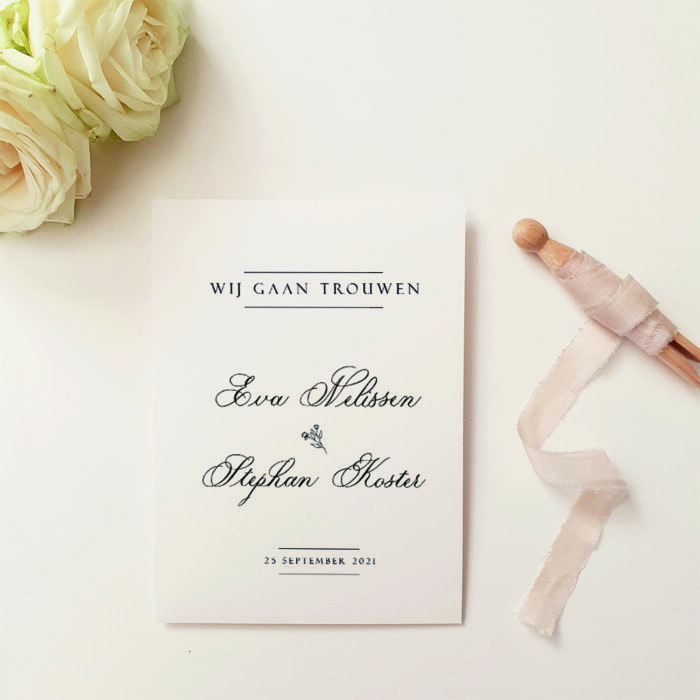 stijlvolle trouwkaart klassieke kalligrafie met mockop